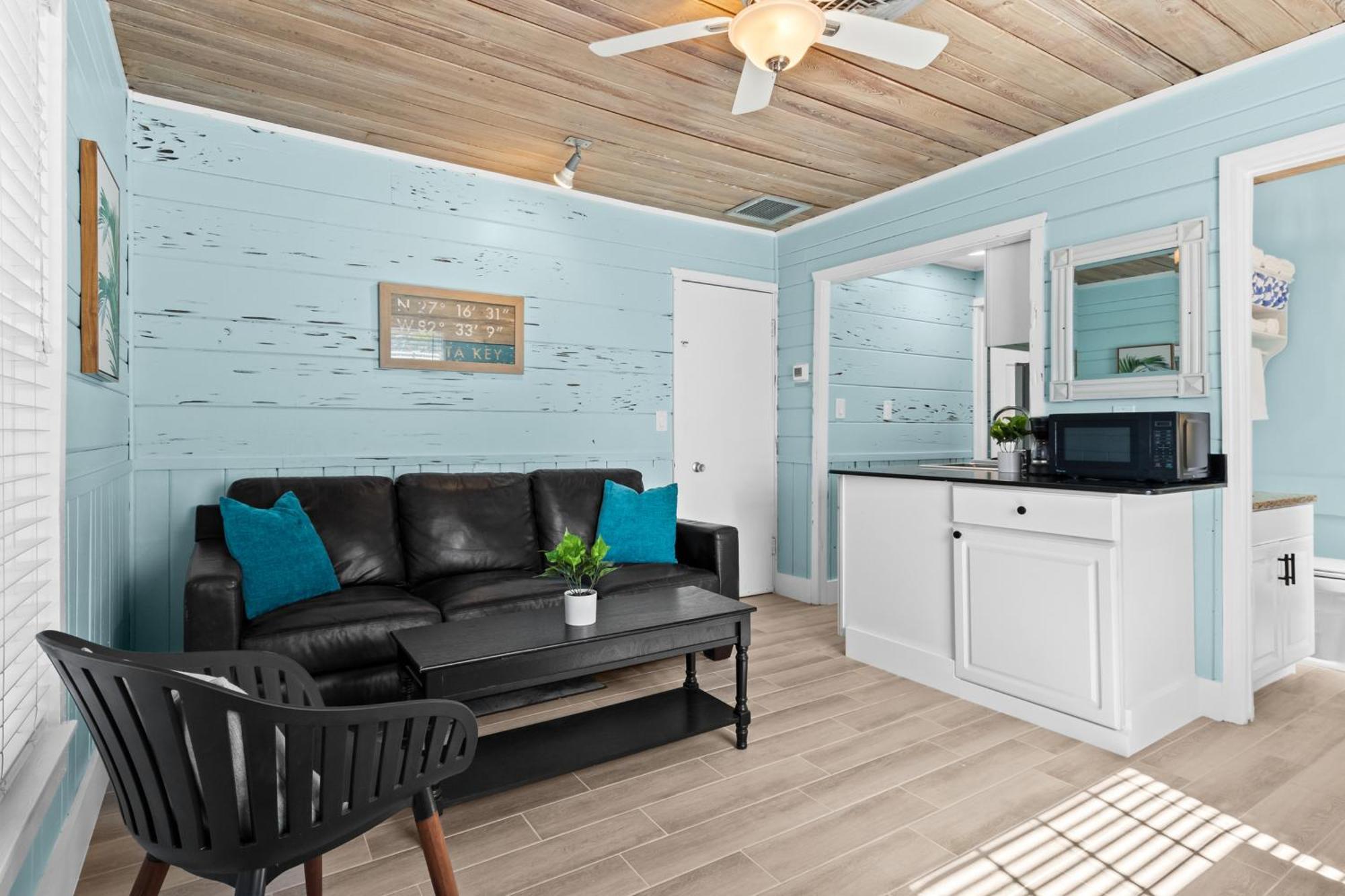 Parrot Beach Cottages Siesta Key Szoba fotó