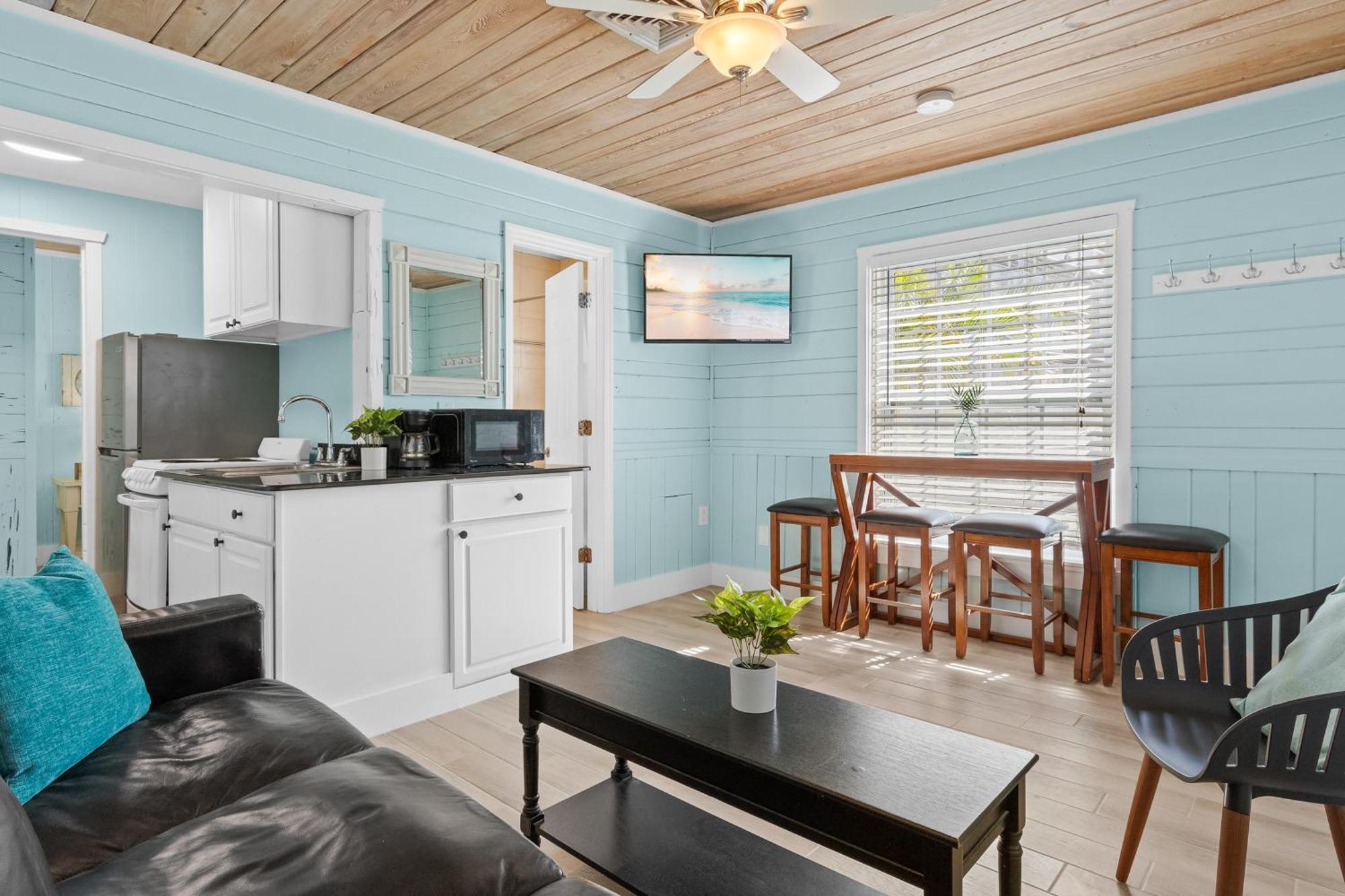 Parrot Beach Cottages Siesta Key Szoba fotó